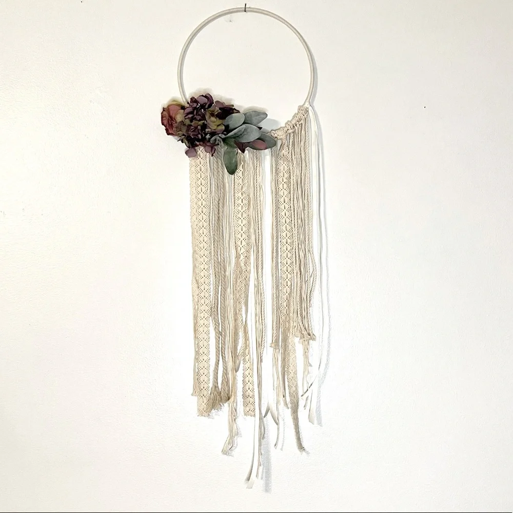 Bohemian Handmade Floral Macrame Wall Hanging Art Deco Wreath